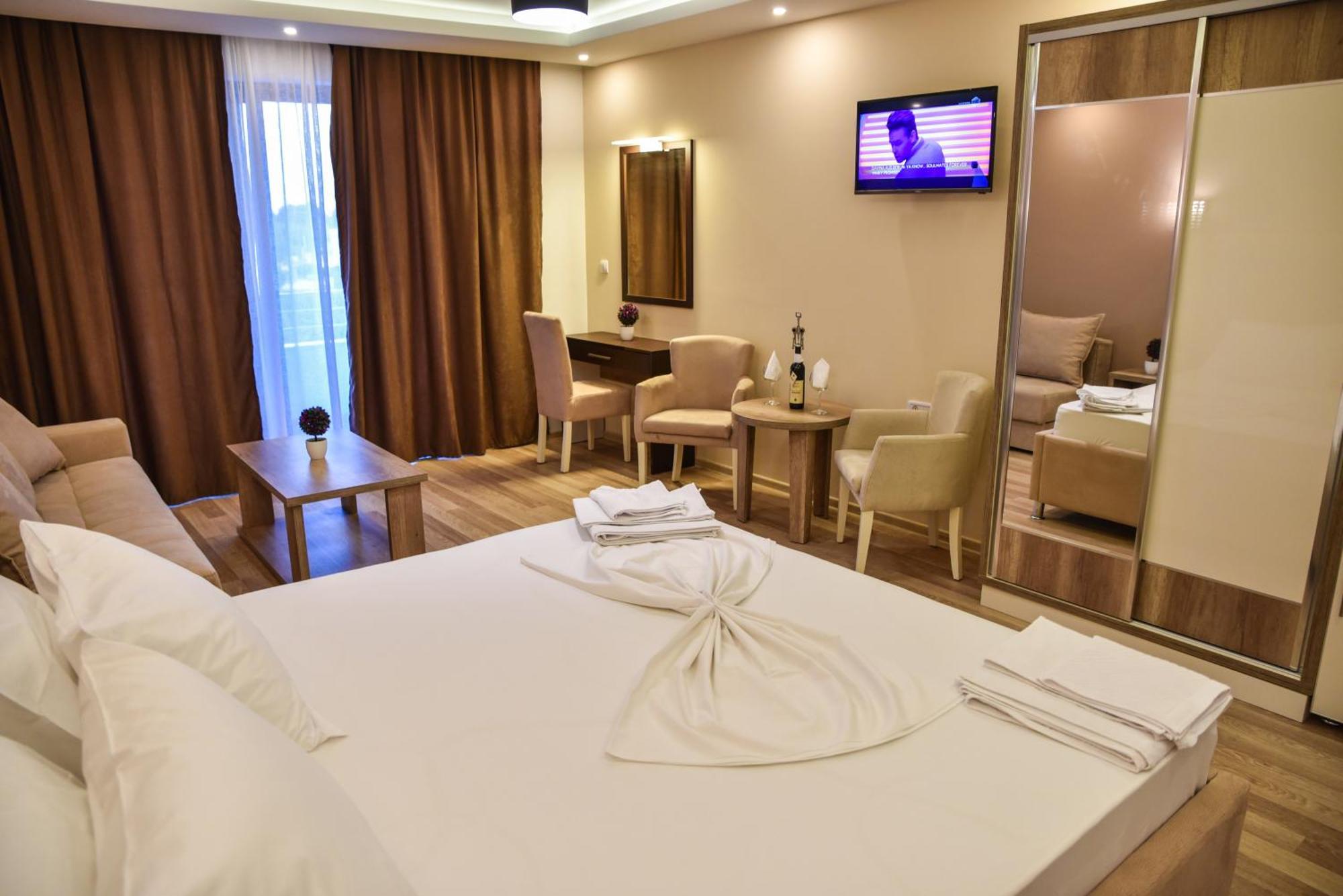 Hotel Evropa Ulcinj Eksteriør bilde