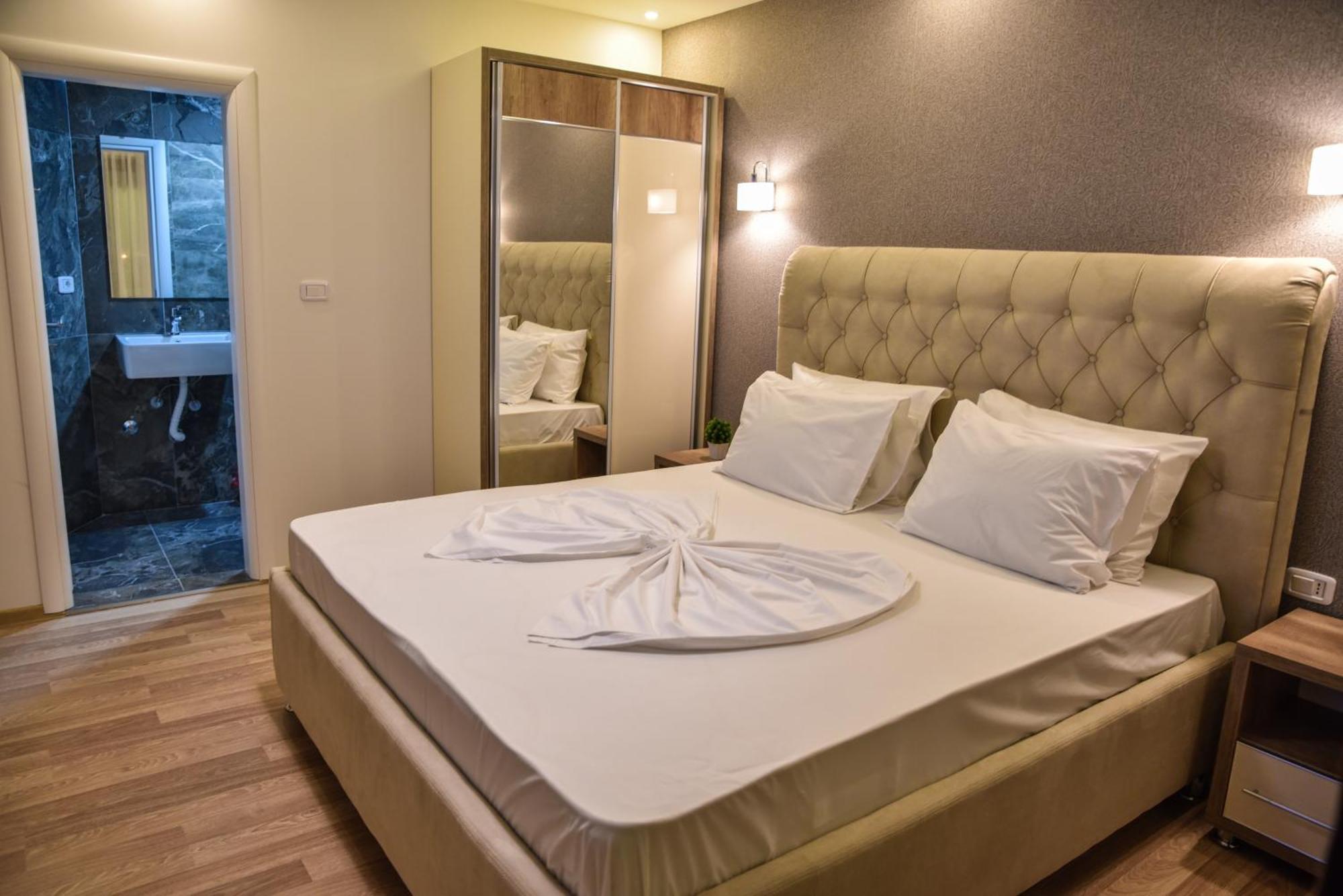 Hotel Evropa Ulcinj Eksteriør bilde