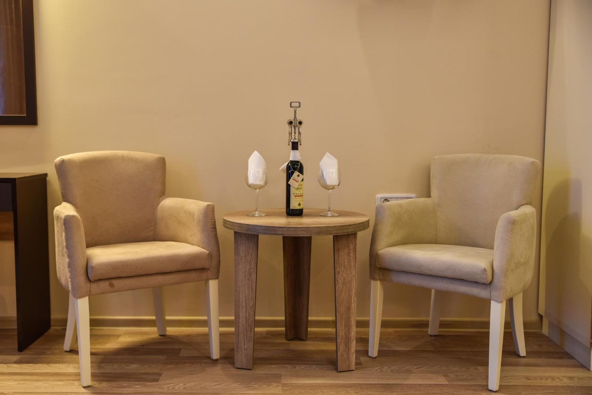 Hotel Evropa Ulcinj Eksteriør bilde